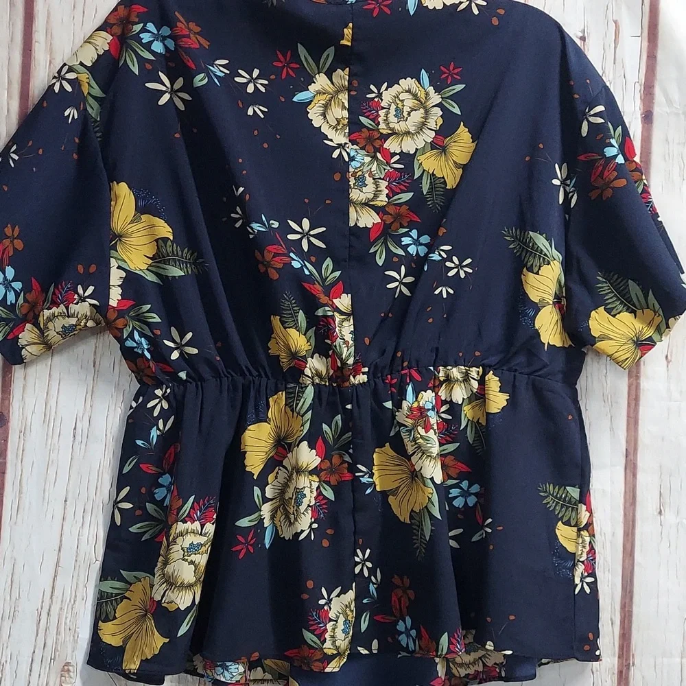 Elastic Waist Floral Print V Neck Blouse - Picture 4 of 11